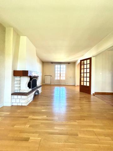 À VENDRE Belle maison familiale secteur Stade à Aurillac 155M2 , Aurillac