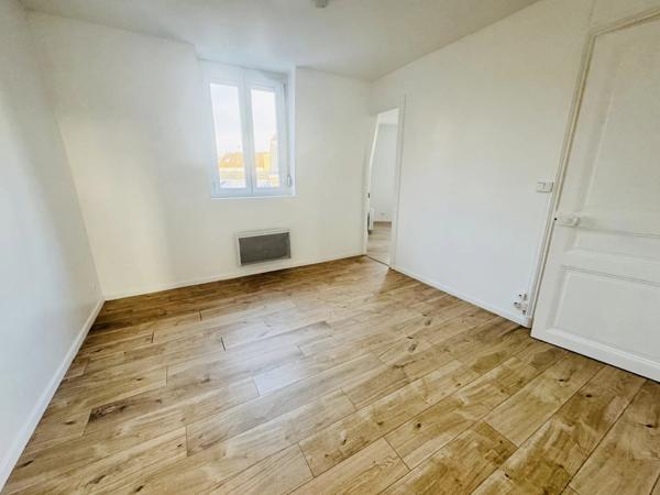 Location Appartement 3 pièces 45 m2 à Saint-Quentin
