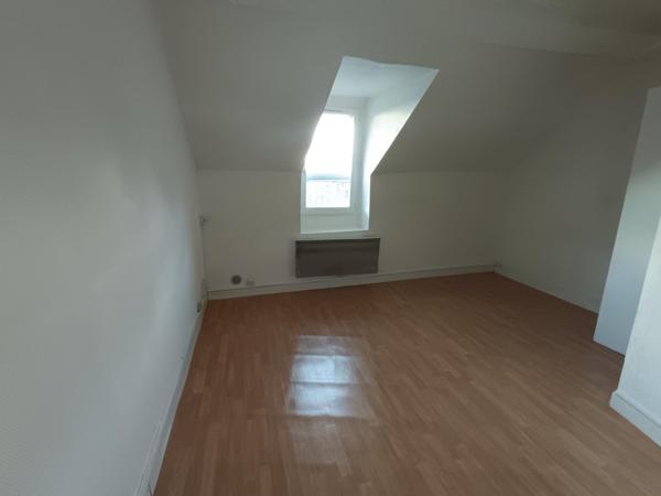 STUDIO 26M2 QUARTIER TRIBUNAL A PONTOISE