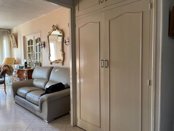 T3 traversant lumineux-balcon sud-parking-cave-DPE B-Rés. Parc à ballons