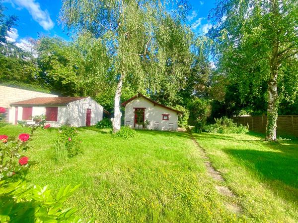 Maison plus studio , dépendances , jardin , Saint Jean Le Blanc .
