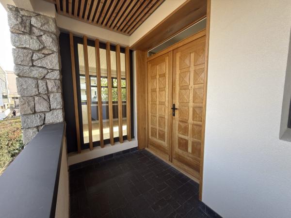 VILLA ENTIEREMENT RENOVEE 150 m2 -4 chambres CHAMALIERES