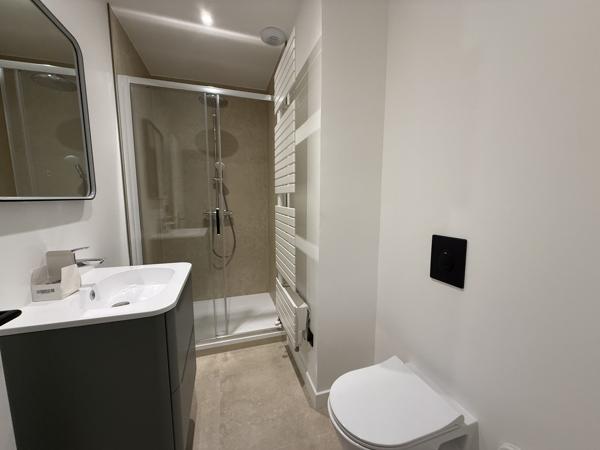 VILLA ENTIEREMENT RENOVEE 150 m2 -4 chambres CHAMALIERES