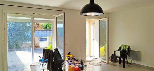 Immeuble 360 m² à Arles 13200
