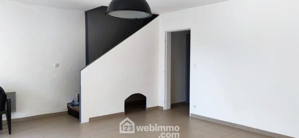 Immeuble 360 m² à Arles 13200