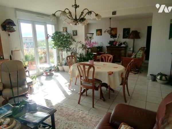 BESANCON  QUARTIER LA BOULOIE APPARTEMENT T5 EN VIAGER