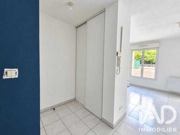 Location appartement 2 pièces 46 m² Sedan