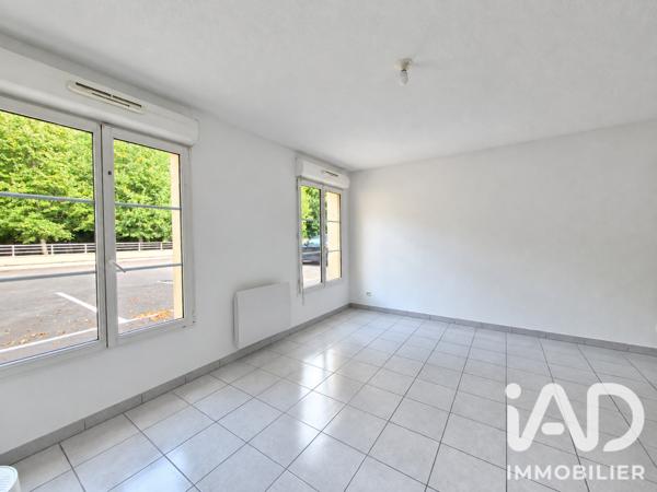 Location appartement 2 pièces 46 m² Sedan