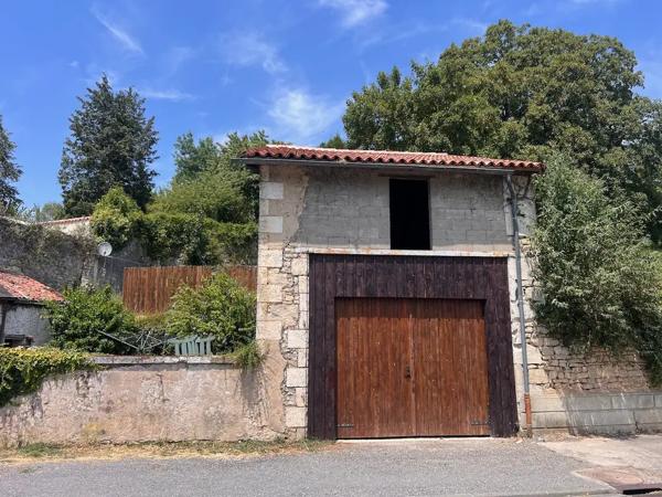 Maison de Maître rénovée de 5 chambres avec piscine et garag