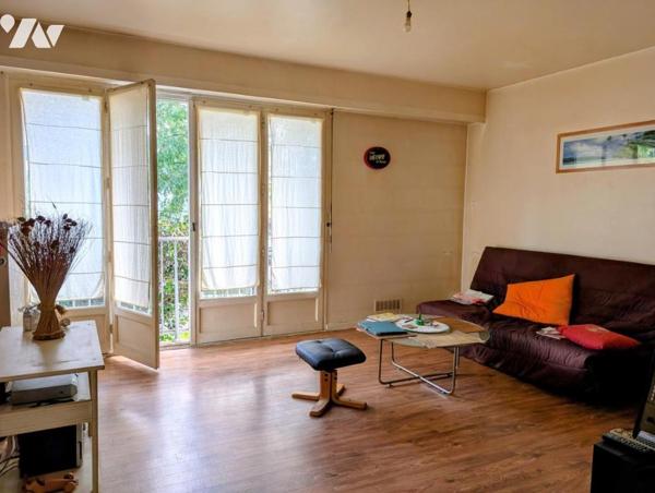 NANTES - Longchamp - Appartement T2 à rénover 42m² + parking + cave