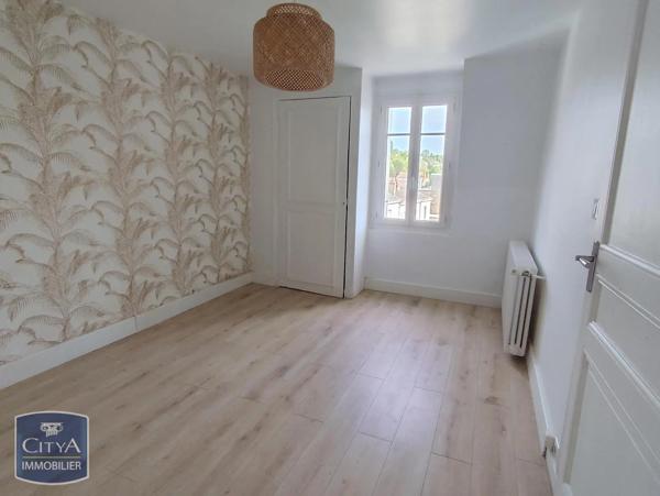 Appartement à louer 2 pièces 48.97m² Périgueux (24000)