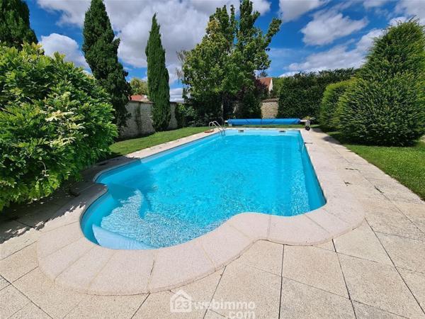 Maison 191 m² à Étampes 91150