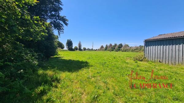 Dpt Finistère (29), à vendre SCAER Hangar d'environ 200 m² sur 5790 m² de Terrain.