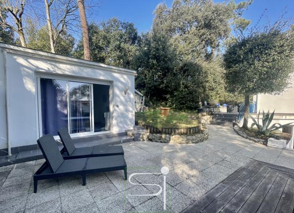 Villa 6 pièce(s) 3 chambre(s) 142 m²