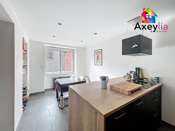 Vougy (42720) A VENDRE - SECTEUR VOUGY - MAISON DE BOURG