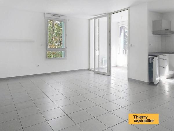Appartement 2 pièces                                        - 44800 Saint-Herblain - Saint-Herblain Nord-Sillon-Thébaudières Réf : 123811