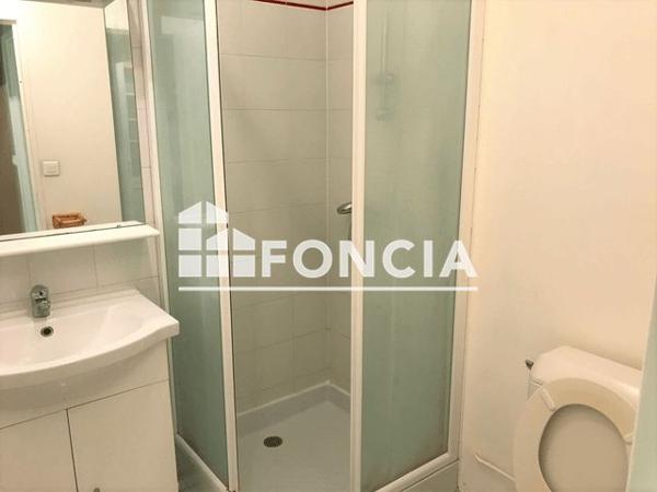 Location Appartement 5 pièces 97.59 m² - 12 AVENUE DU CHATEAU Etang La Ville 78620