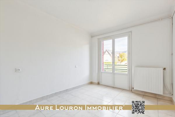 Arreau (65240) APPARTEMENT 4 PIÈCES 74.6m² AVEC BALCONS ET CAVE AU CŒUR DU VILLAGE D'ARREAU