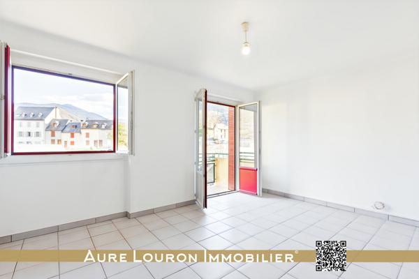 Arreau (65240) APPARTEMENT 4 PIÈCES 74.6m² AVEC BALCONS ET CAVE AU CŒUR DU VILLAGE D'ARREAU