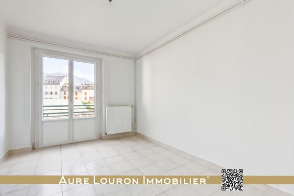 Arreau (65240) APPARTEMENT 4 PIÈCES 74.6m² AVEC BALCONS ET CAVE AU CŒUR DU VILLAGE D'ARREAU