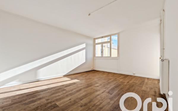 Appartement à vendre    4 pièces •  Orange