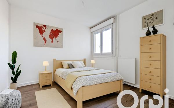 Appartement à vendre    4 pièces •  Orange