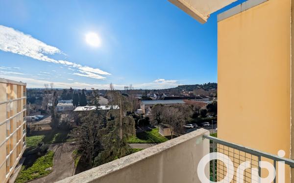Appartement à vendre    4 pièces •  Orange