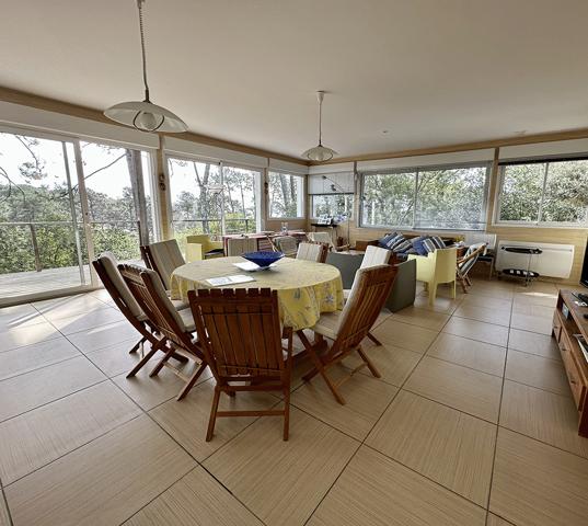 Villa Cap-Ferret, Port de la Vigne 240 m2 habitable sur très beau terrain de 1321 m2
