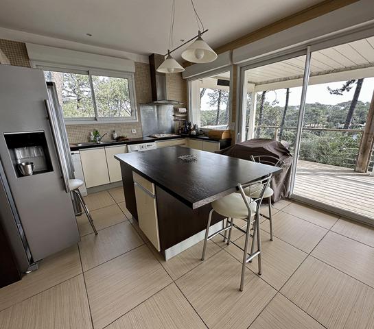 Villa Cap-Ferret, Port de la Vigne 240 m2 habitable sur très beau terrain de 1321 m2