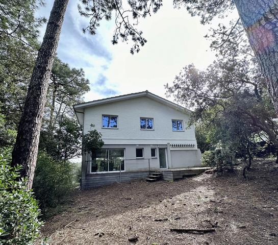 Villa Cap-Ferret, Port de la Vigne 240 m2 habitable sur très beau terrain de 1321 m2