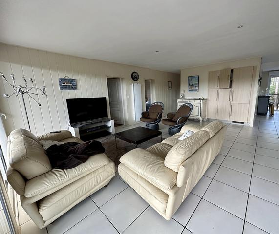 Villa Cap-Ferret, Port de la Vigne 240 m2 habitable sur très beau terrain de 1321 m2