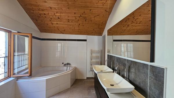 AGEN 47000 Appartement 5 pièce(s) 120 m2