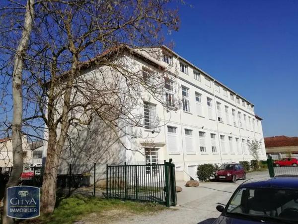 Appartement à louer 2 pièces 51.11m²