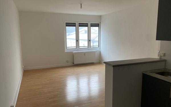 Appartement à vendre    3 pièces • 72 m2 Châlons-en-Champagne
