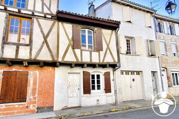 Vente                                                      Maison de ville
                        
                     3 pièces                      50 m2                     à Villeneuve-sur-Lot