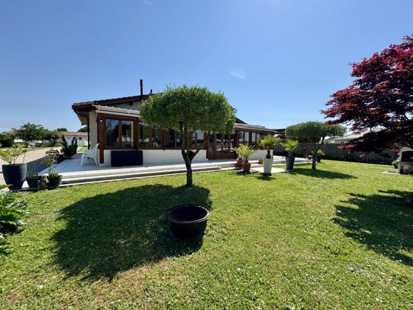 Anglade (33390) Maison de 130m² à Anglade- bien en état exceptionnel !