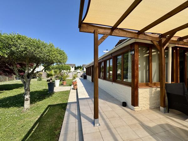 Anglade (33390) Maison de 130m² à Anglade- bien en état exceptionnel !