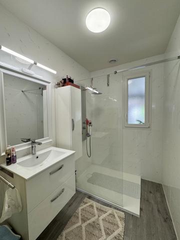 Anglade (33390) Maison de 130m² à Anglade- bien en état exceptionnel !