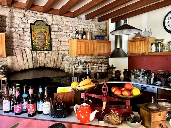 Longère en pierre à Elven 6 pièce(s) 165 m2 sur 2 hectares.