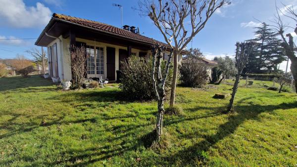 Maison 8 pièce(s) 5 chambre(s) 208 m²
