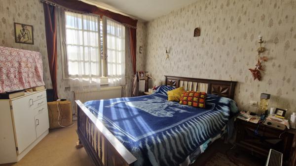 Maison 8 pièce(s) 5 chambre(s) 208 m²