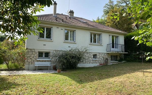 Maison à vendre    5 pièces •  Bures-sur-Yvette