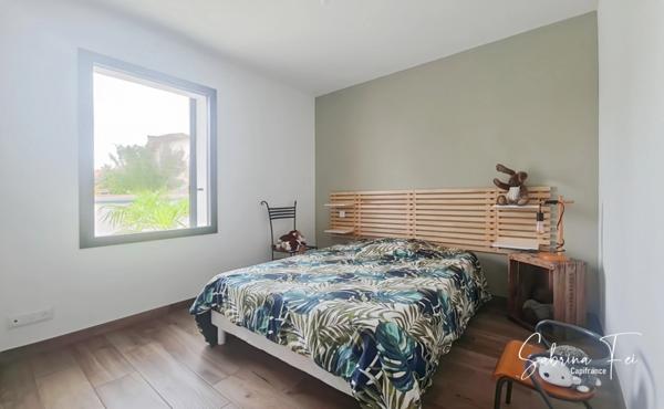 MAISON D'EXCEPTION A MARANS-131m²-3 CHAMBRES-PISCINE