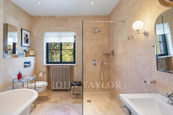 Villa d'architecte aux portes du Cros de Cagnes