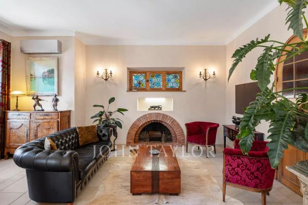 Villa d'architecte aux portes du Cros de Cagnes