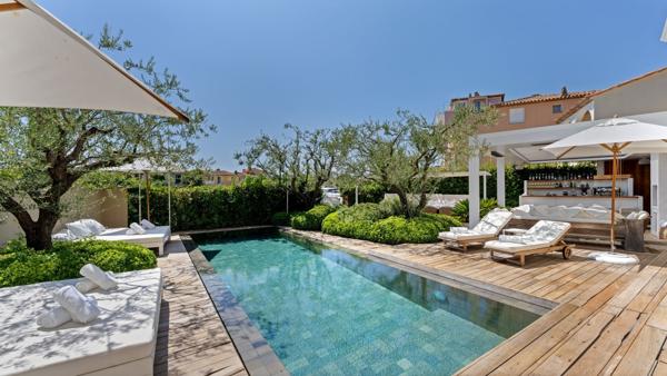 Vente Maison de maître Port Grimaud 8 Pièces 538 m²