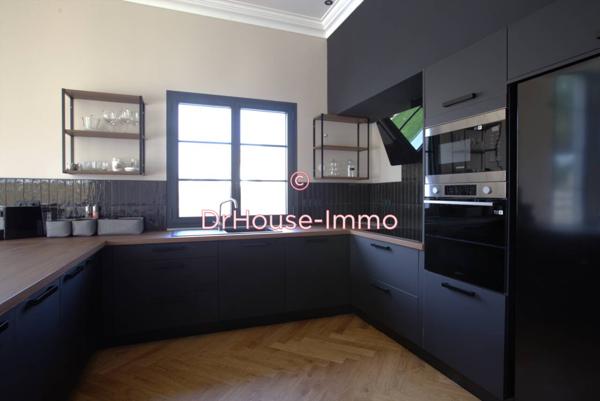 Maison à vendre 5 pièces de 215 m²