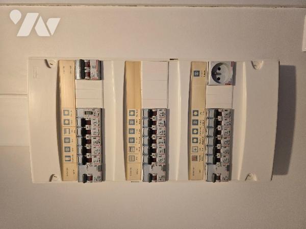 Appartement de 85 m², situé en centre-ville dans une petite copropriété