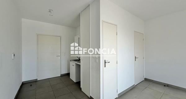 À vendre Studio 30.2 m² - Villefranche-sur-saône 69400