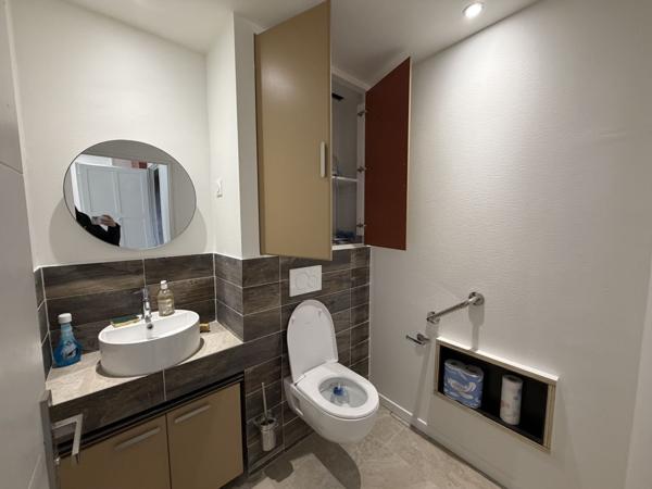 Local commercial à louer Loyer 950 €/mois charges comprises **  - Référence  345